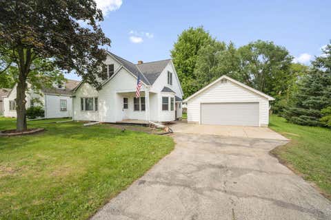 Photo of 236 State Highway 33 -, Newburg, WI 53095 (MLS # 1975991)