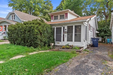 Photo of 200 N 63rd St, Milwaukee, WI 53213 (MLS # 1936627)