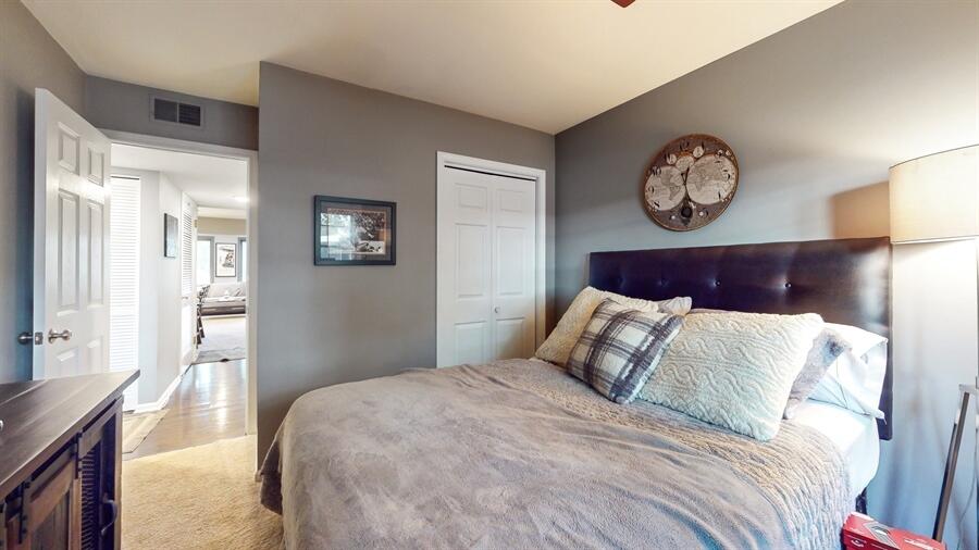 Fontana, Wisconsin 53125, United States, 2 Bedrooms Bedrooms, ,2 BathroomsBathrooms,Residential,Active,91494