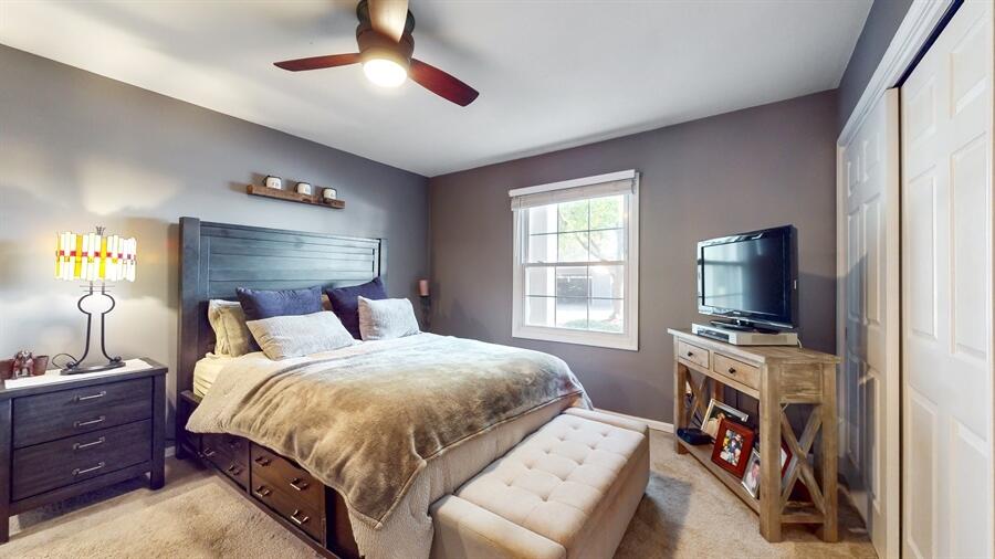 Fontana, Wisconsin 53125, United States, 2 Bedrooms Bedrooms, ,2 BathroomsBathrooms,Residential,Active,91494