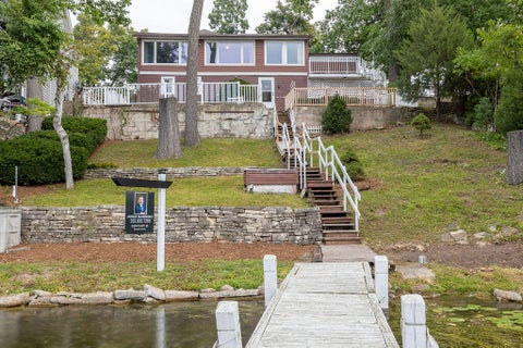 Photo of N52W34241 Gietzen Dr, Oconomowoc, WI 53069 (MLS # 1980155)