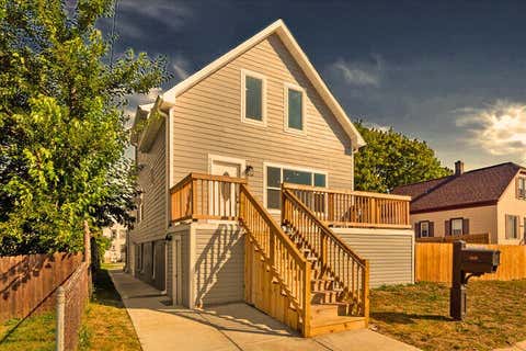 Photo of 1412 Michigan Ave, South Milwaukee, WI 53172 (MLS # 1920235)