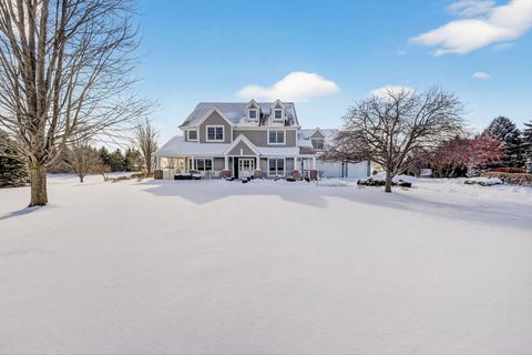 Photo of 5021 Sherwood Ct, Lyons, WI 53105 (MLS # 1948167)