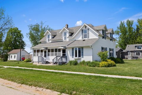 Photo of 201 Hogg St W, Melrose, WI 54642 (MLS # 1964504)