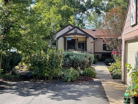 Photo of 25215 W Loomis Rd, Norway, WI 53185 (MLS # 1951171)