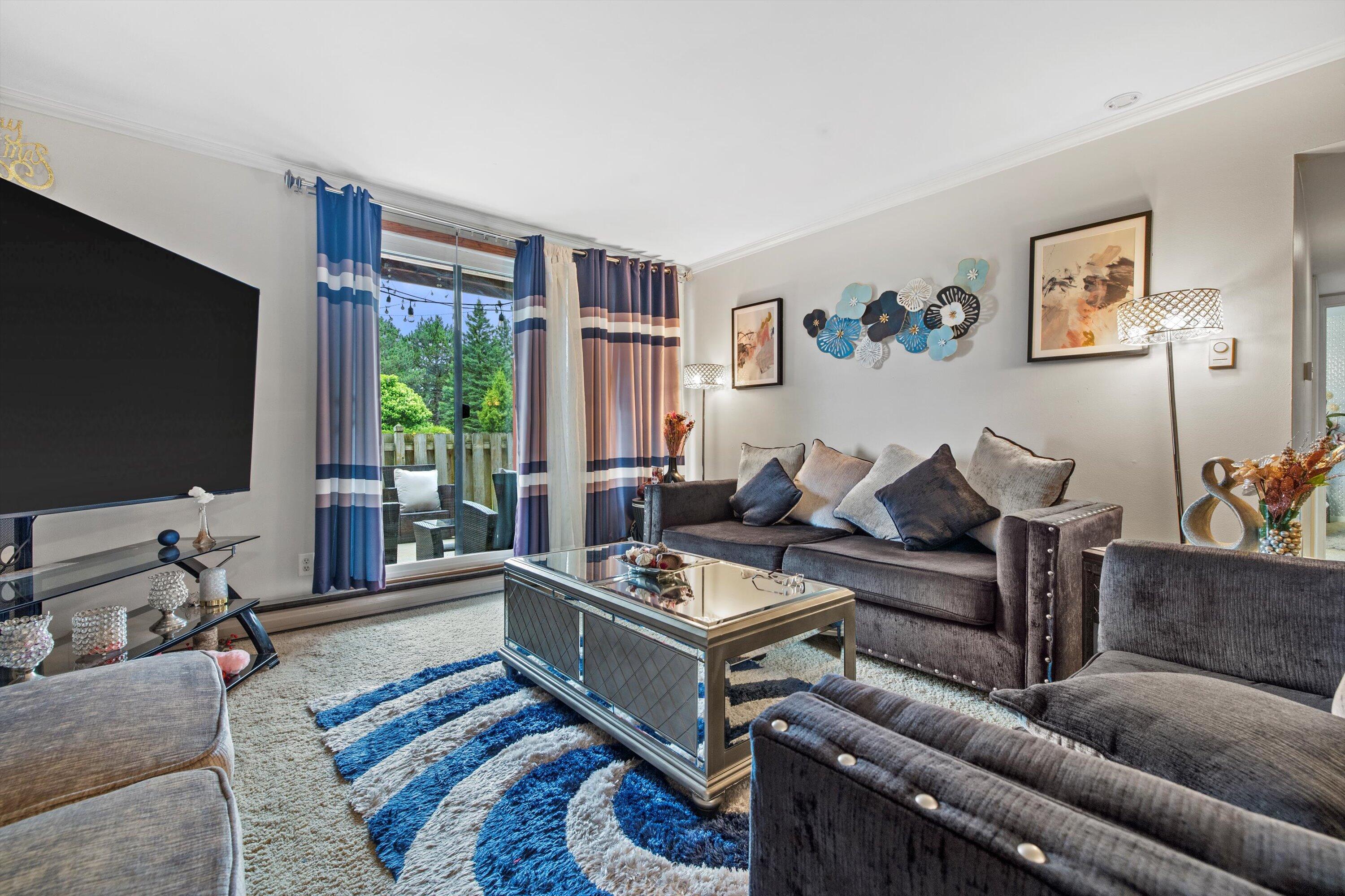 Franklin, Wisconsin 53132, United States, 2 Bedrooms Bedrooms, ,2 BathroomsBathrooms,Residential,Active,176623