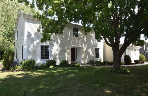 Photo of 17790 Marseille Dr, Brookfield, WI 53045 (MLS # 1930505)