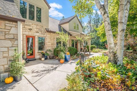 Photo of 11516 N Spring Ave, Mequon, WI 53092 (MLS # 1941441) Photo of 11516 N Spring Ave, Mequon, WI 53092 (MLS # 1941441)