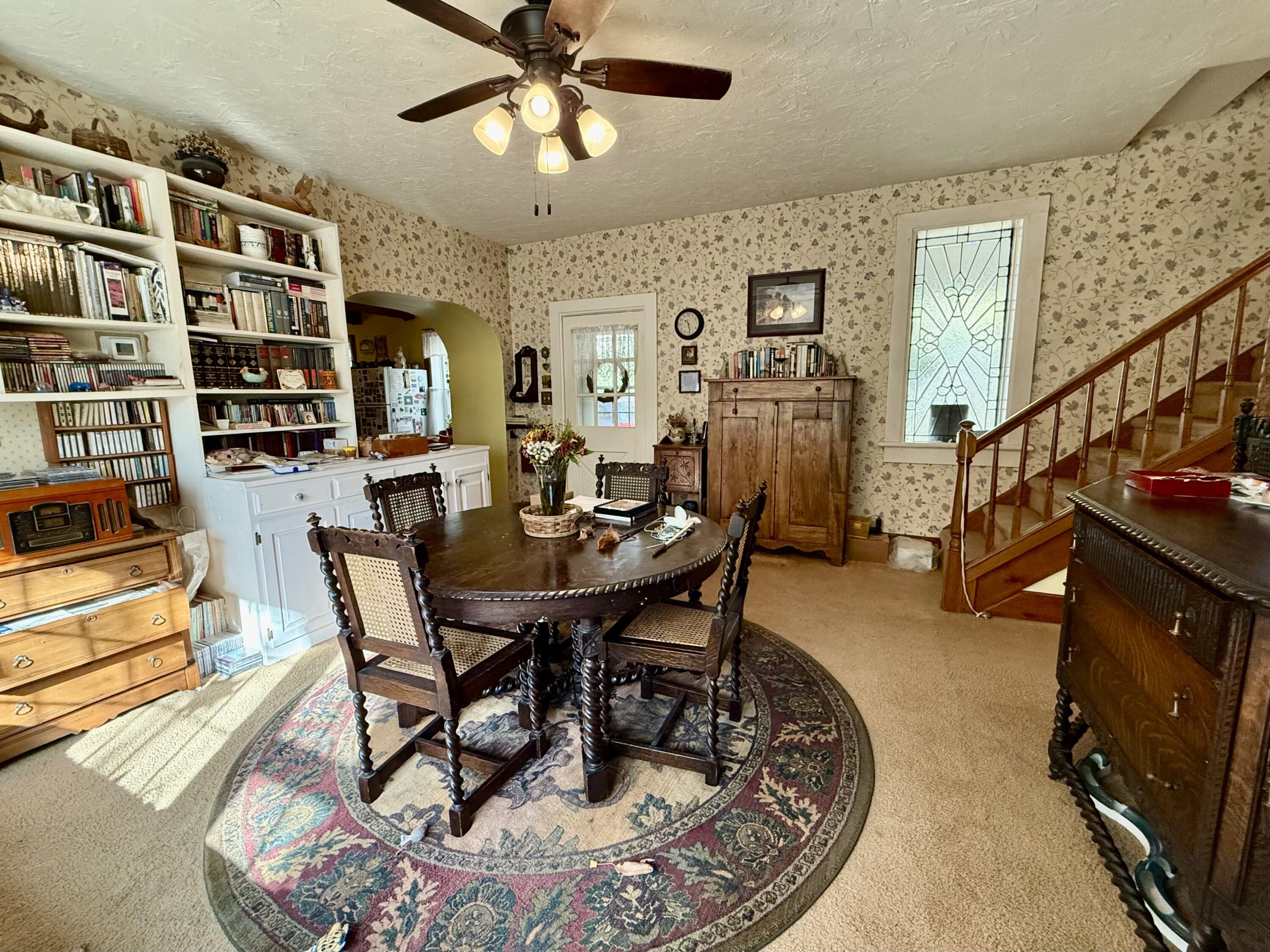 Farmington, Wisconsin 53090, United States, 5 Bedrooms Bedrooms, ,3 BathroomsBathrooms,Residential,Active,235036