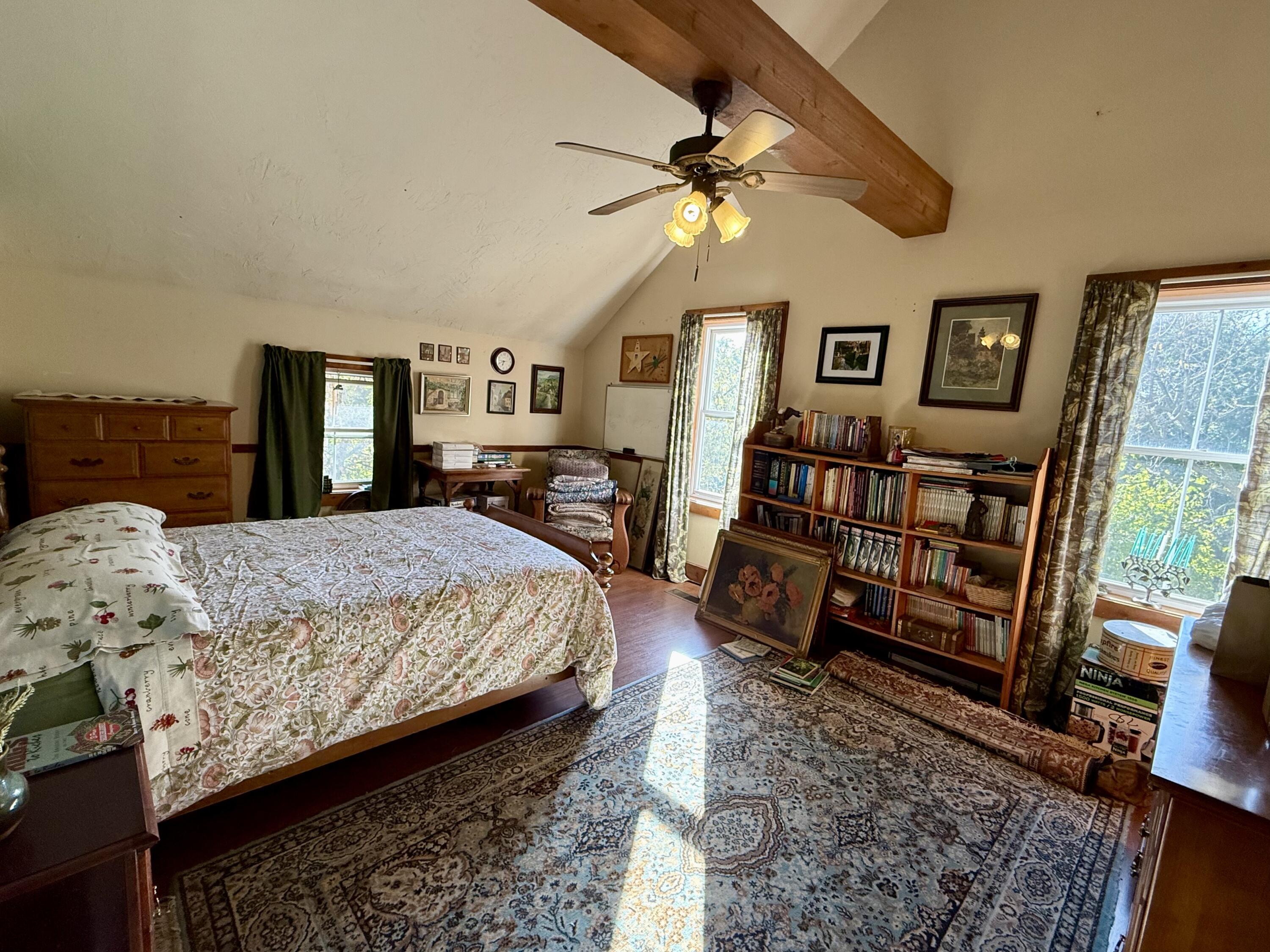 Farmington, Wisconsin 53090, United States, 5 Bedrooms Bedrooms, ,3 BathroomsBathrooms,Residential,Active,235036