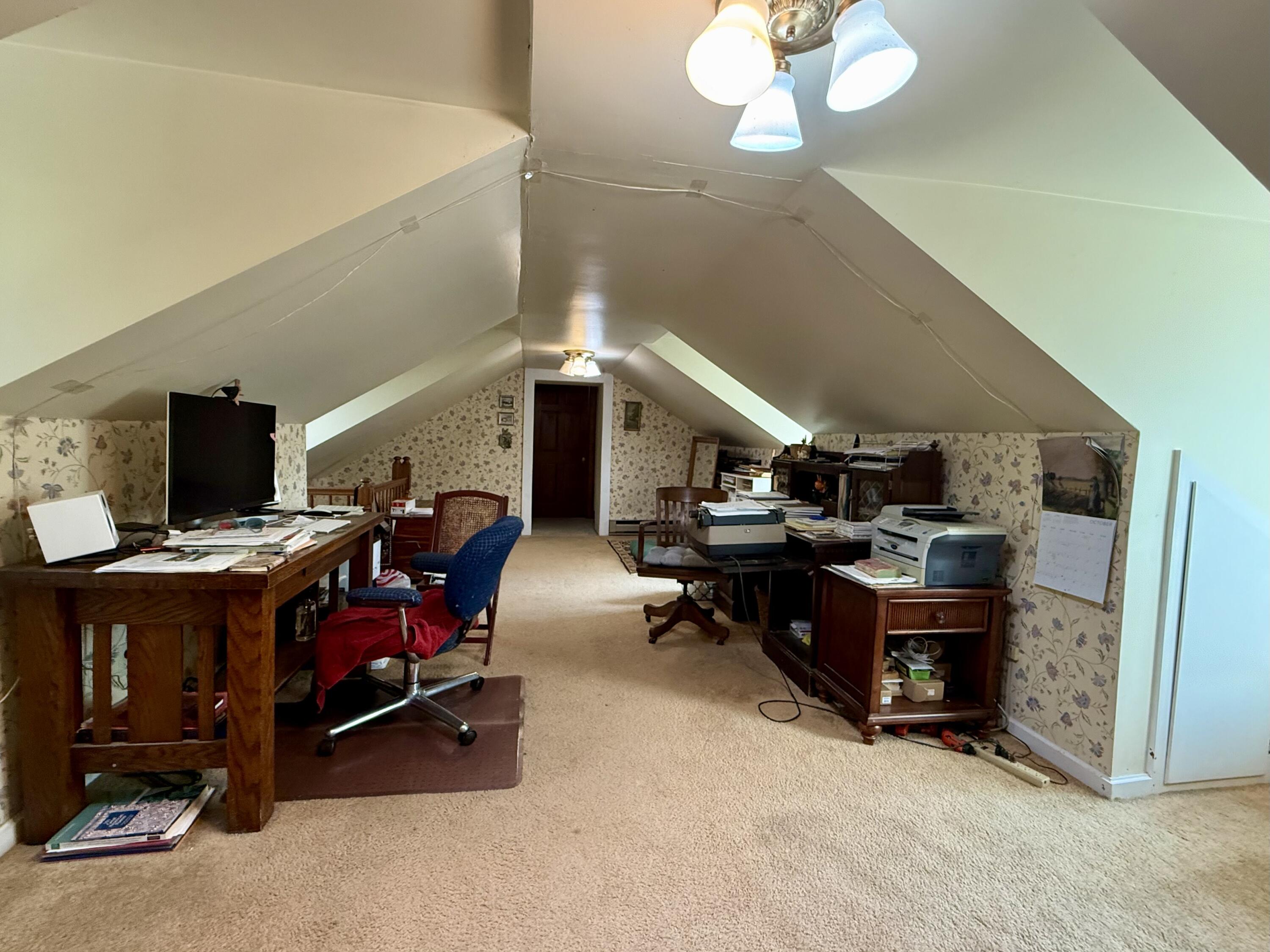 Farmington, Wisconsin 53090, United States, 5 Bedrooms Bedrooms, ,3 BathroomsBathrooms,Residential,Active,235036