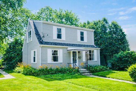 Photo of 3728 S 19th St, Milwaukee, WI 53221 (MLS # 1948978)