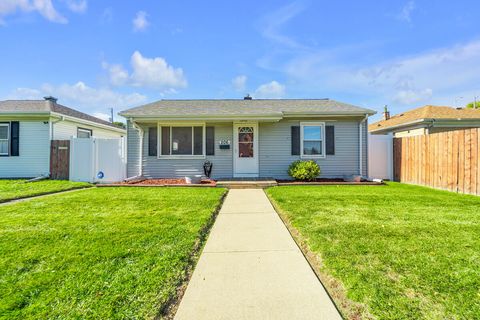 Photo of 206 luedtke Ave, Racine, WI 53405 (MLS # 1940809) Photo of 206 luedtke Ave, Racine, WI 53405 (MLS # 1940809)