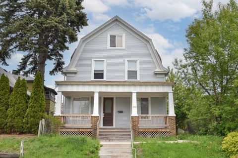 Photo of 2532 N Holton St, Milwaukee, WI 53212 (MLS # 1922230)