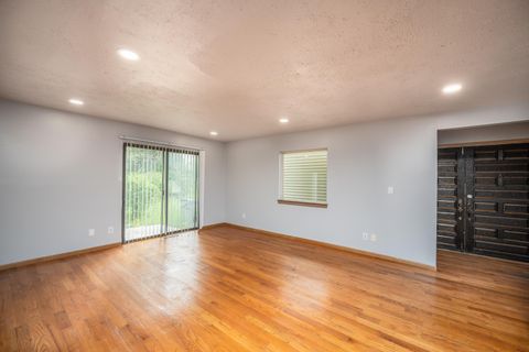 Photo of 9012 N 70th St, Milwaukee, WI 53223 (MLS # 1971511)