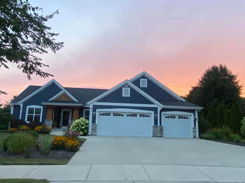 Photo of 617 Evergreen Ter, Port Washington, WI 53074 (MLS # 1975741)