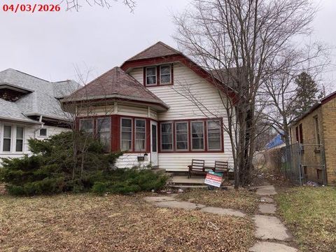 Photo of 5426 N 42nd St, Milwaukee, WI 53209 (MLS # 1957788)