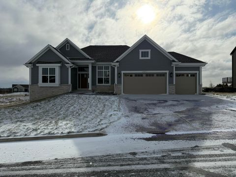 N56W20767 Carnoustie Way, Menomonee Falls, WI 53051 - #: 1919802
