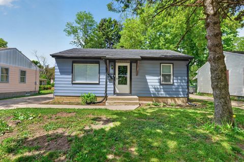 Photo of 5823 N 36th St, Milwaukee, WI 53209 (MLS # 1963865)