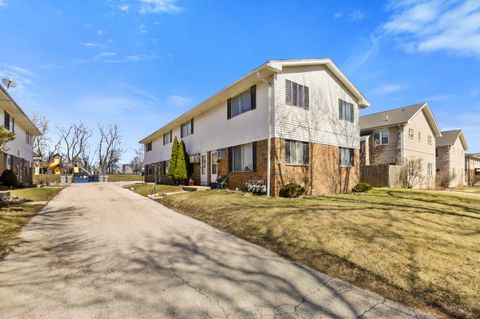 906 W Montana St, Milwaukee, WI 53215 - #: 1910598