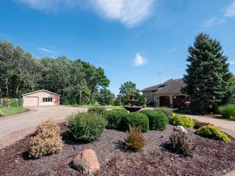 Photo of 5319 69th Dr, Yorkville, WI 53182 (MLS # 1980933)