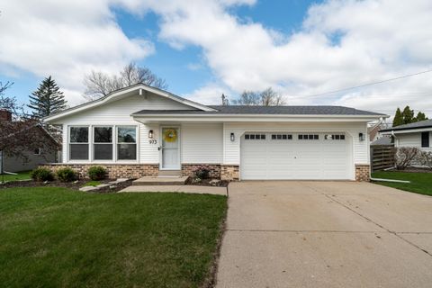 Photo of 973 13th Ave, Grafton, WI 53024 (MLS # 1959936)