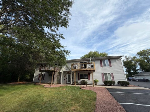 Photo of 103 Evens Ct, Sheboygan Falls, WI 53085 (MLS # 1981099)
