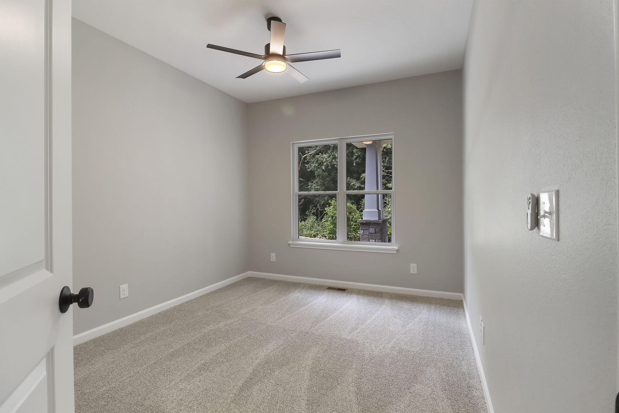 Mount Pleasant, Wisconsin 53406, United States, 3 Bedrooms Bedrooms, ,2 BathroomsBathrooms,Residential,Pending,183335