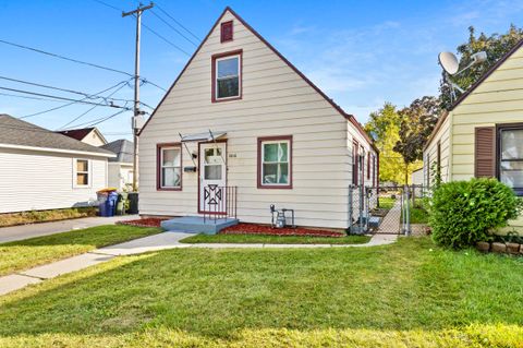 Photo of 2016 S 59th St, West Allis, WI 53219 (MLS # 1939551)