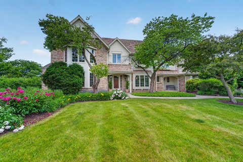 Photo of 10504 N Haddonstone Pl, Mequon, WI 53092 (MLS # 1966528)