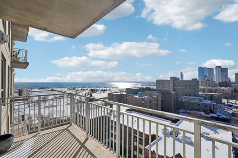 Photo of 1522 N Prospect Ave, Milwaukee, WI 53202 (MLS # 1946098)