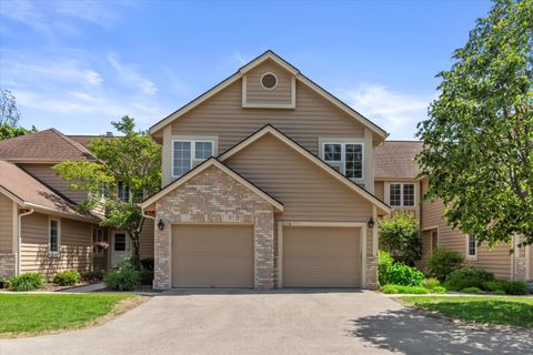 Photo of 2975 River Birch Dr, Brookfield, WI 53045 (MLS # 1923048)