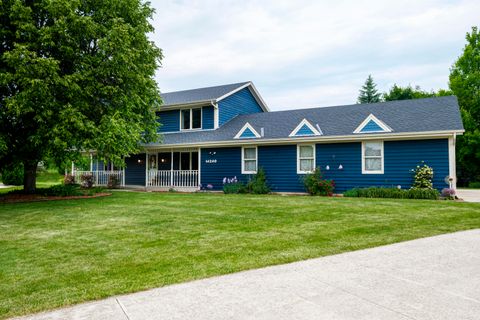 Photo of 14240 Radiant Ct, Brookfield, WI 53005 (MLS # 1922711)