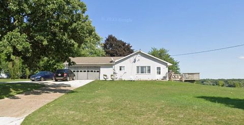 Photo of N814 Daisy Dr, Genoa City, WI 53147 (MLS # 1960035)