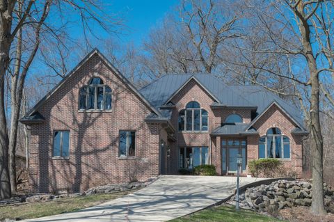 36082 N Beach Rd Oconomowoc Lake WI 53066