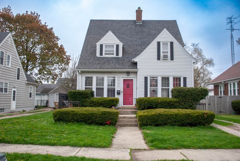 Photo of 7727 27th Ave, Kenosha, WI 53143 (MLS # 1959698)