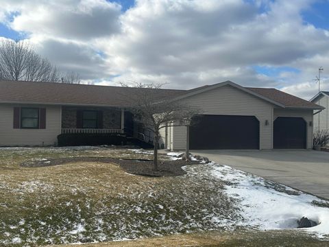 Photo of 3922 N 50th St, Sheboygan, WI 53083 (MLS # 1951296)