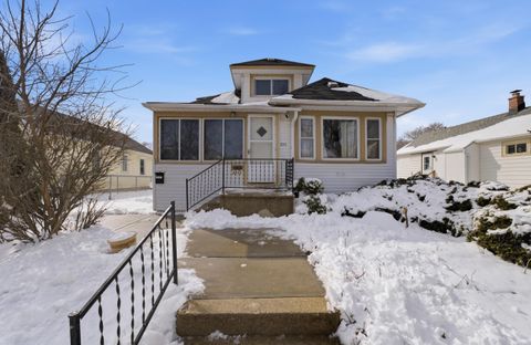 Photo of 2213 S 74th St, West Allis, WI 53219 (MLS # 1954459)
