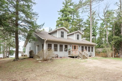 Photo of 8457 E Amber lake Rd, Minocqua, WI 54538 (MLS # 1960782)