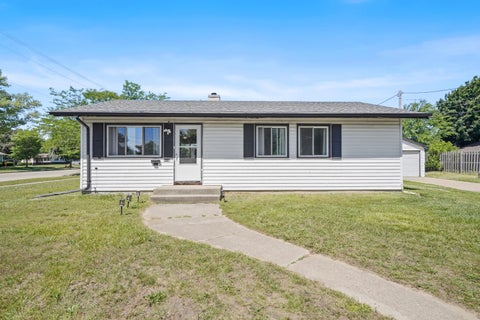 Photo of 8456 17th Ave, Kenosha, WI 53143 (MLS # 1967821)
