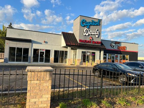 Photo of 7822 W Capitol Dr, Milwaukee, WI 53222 (MLS # 1948174)