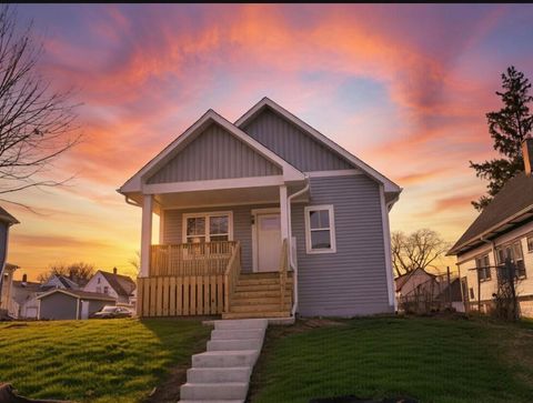 Photo of 3281 N 24th St, Milwaukee, WI 53206 (MLS # 1954629)