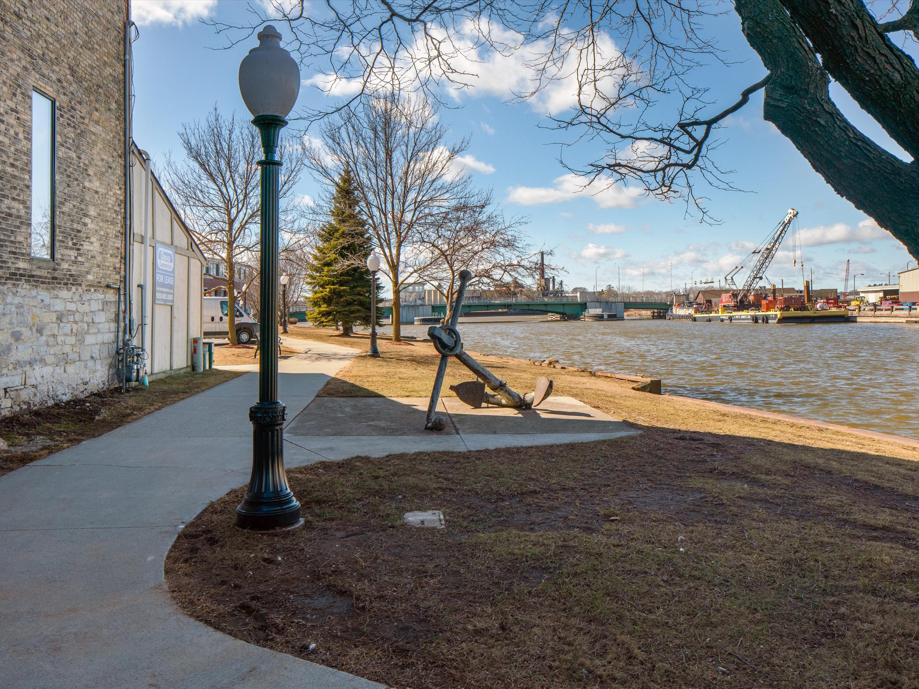 Manitowoc, Wisconsin 54220, United States, ,Commercial,Active,221774