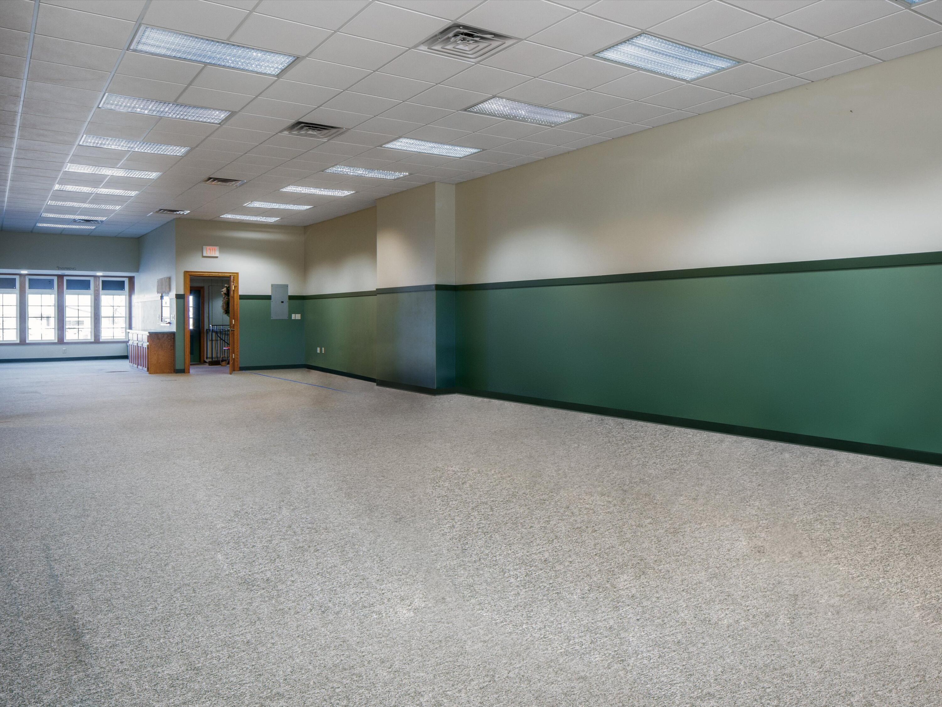 Manitowoc, Wisconsin 54220, United States, ,Commercial,Active,221774