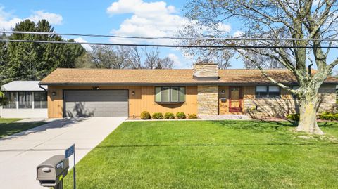 Photo of 4812 S 16 St, Wilson, WI 53081 (MLS # 1960723)