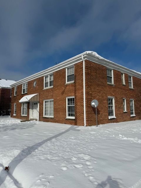 Photo of 6100 W Lisbon Ave, Milwaukee, WI 53210 (MLS # 1944320)