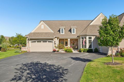 Photo of 1755 Derby Ln, Oconomowoc, WI 53066 (MLS # 1938440)