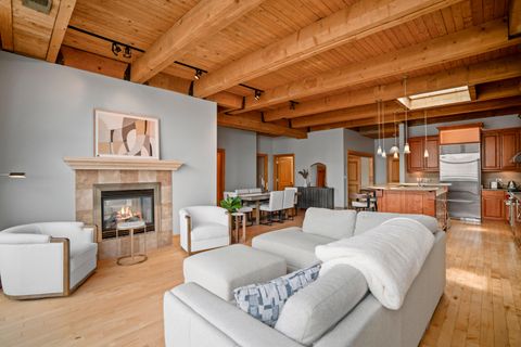 130 S Water St, Milwaukee, WI 53204 - #: 1928464