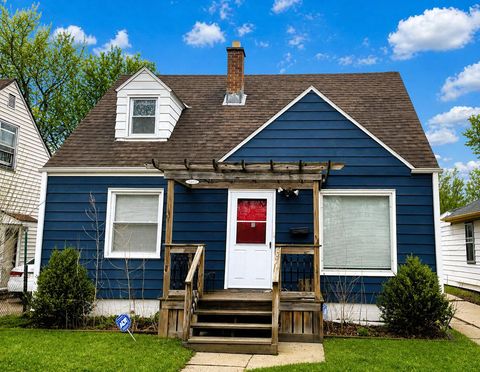 Photo of 5452 N 56th St, Milwaukee, WI 53218 (MLS # 1960312)