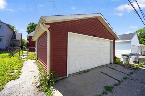 Photo of 4552 N 38th St, Milwaukee, WI 53209 (MLS # 1971268)